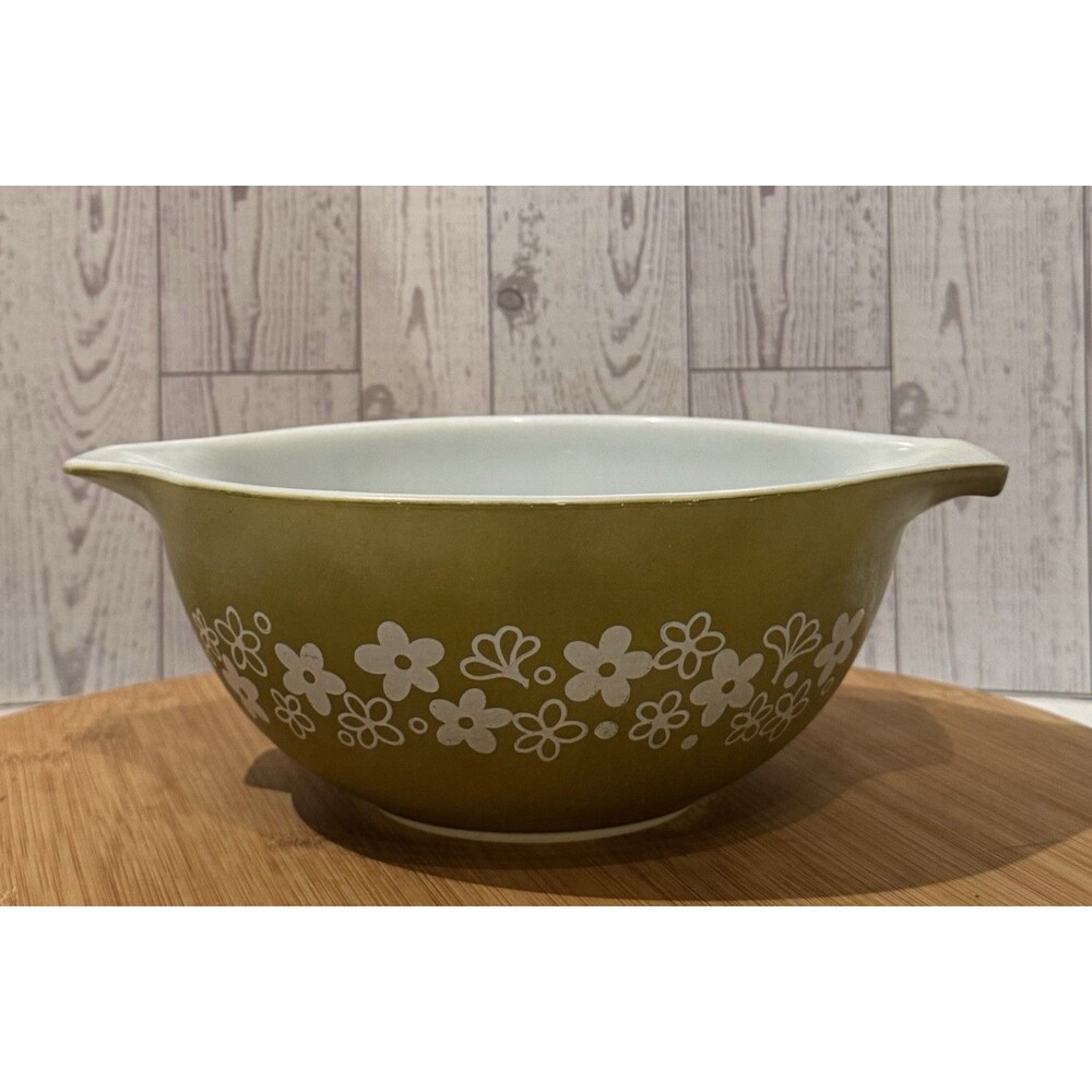 Vintage Pyrex 442 Spring Blossom Green Crazy Daisy Cinderella Mixing Bowl 1.5 QT